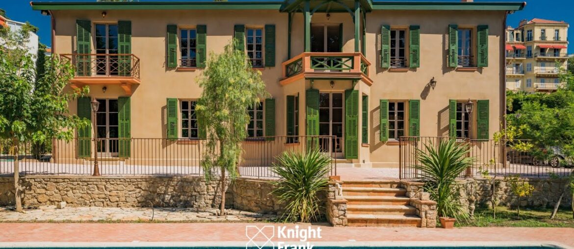 Historic property a few meters from the beach in a secure environment – Knight Frank French Riviera Historic property a few meters from the beach in a secure environment - Knight Frank French Riviera