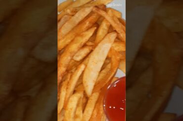 french fries recipe #shortsafrica #100daysytshorts #trendingshorts #pullupyoshorts #shorts