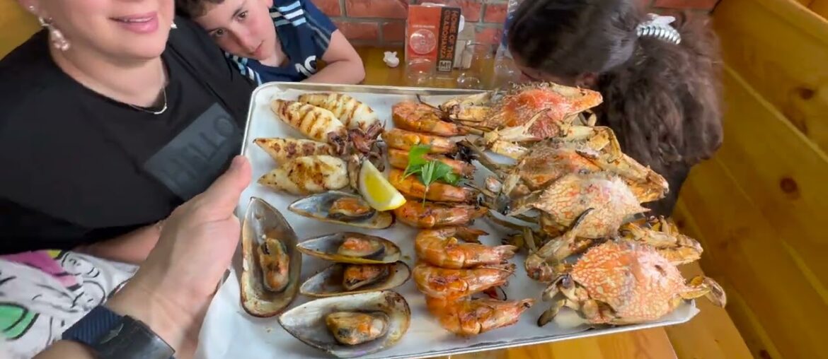 Mr. Crab Dubai: Fresh Seafood, Big-Sized Crab, Lobster and Beyond. Our Casual Family Destination Mr. Crab Dubai: Fresh Seafood, Big-Sized Crab, Lobster and Beyond. Our Casual Family Destination