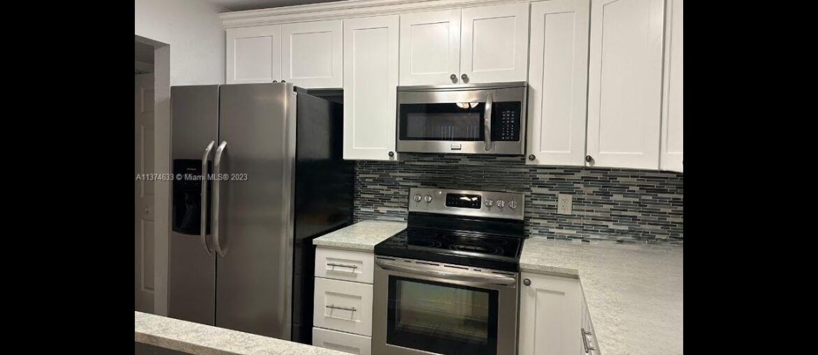 Video tour of Residential at 320 NW 69th Ave 149, Plantation, FL 33317