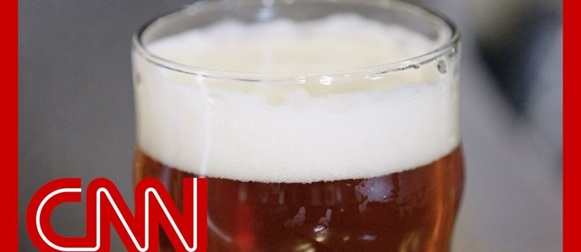 Beer bottle vs can? A beer expert settles the debate