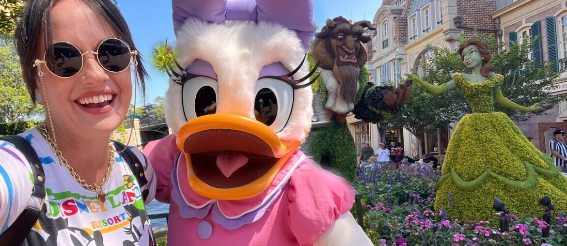 I'M GOING TO DISNEYLAND PARIS!!!