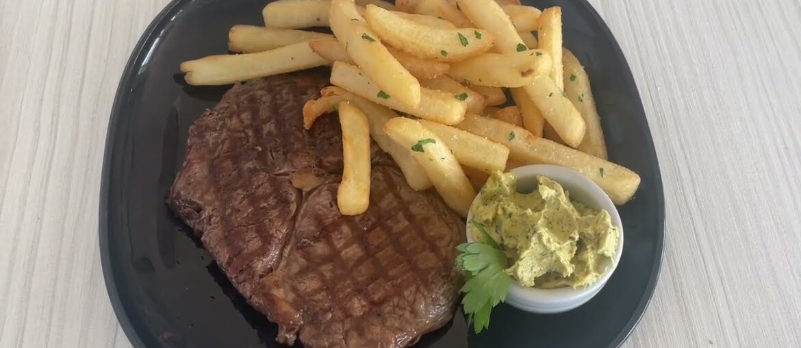 Chez Nouz - recommended local French Bistro in Surrey Hills - reasonable price warm hearty meals.