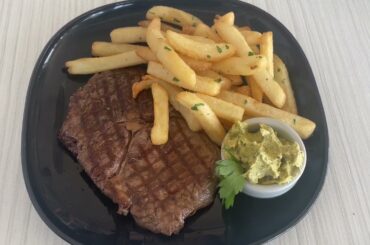 Chez Nouz - recommended local French Bistro in Surrey Hills - reasonable price warm hearty meals.