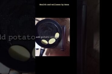 French Omelette Recipe #pottato #eggomelette #recipe #healthyrecipes #foodshorts #healthy #fyp