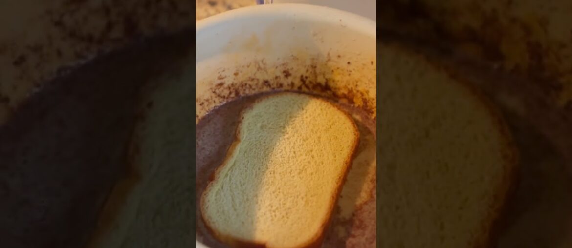 How to Make French Toast!! Classic Quick and Easy Recipe #shortsvideo #deliciousfood