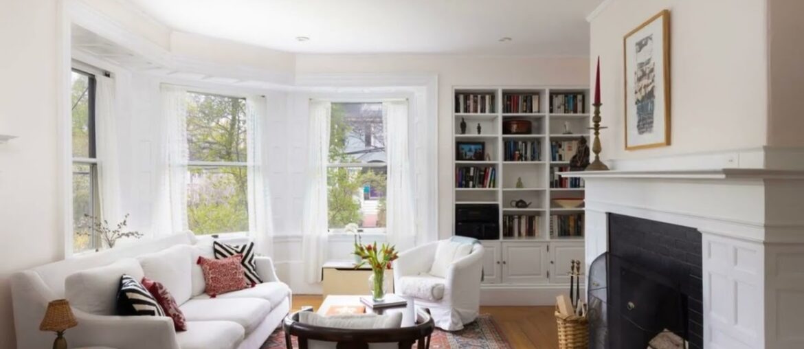 48 Allerton Street, Brookline, MA 02445 48 Allerton Street, Brookline, MA 02445