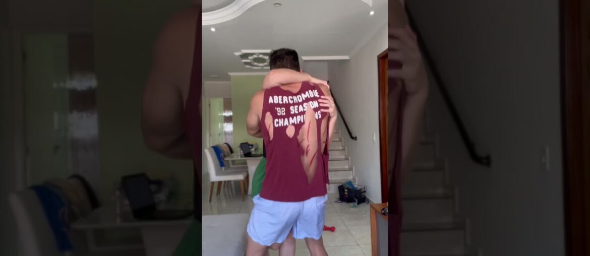 ACERTOU A GARRAFA DE PRIMEIRA! #shorts