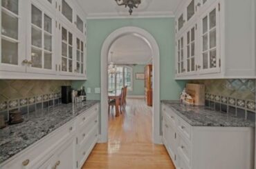 356 Knollwood Road, Ridgewood, NJ 07450