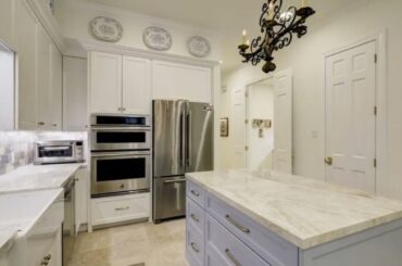 5921 Valley Forge Drive, Houston, TX 77057