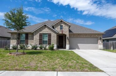 Residential at 18102 Humber River Lane, Houston, TX 77044 - For rent