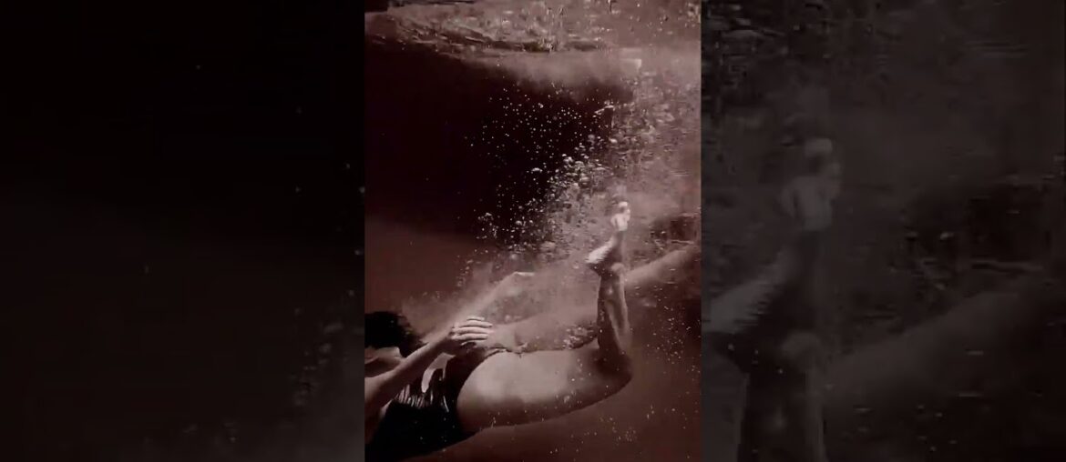 Under water fairy #bhojpurisong #paris #whatsappstatus #lovestatus #wine #girls  #youtubeshorts