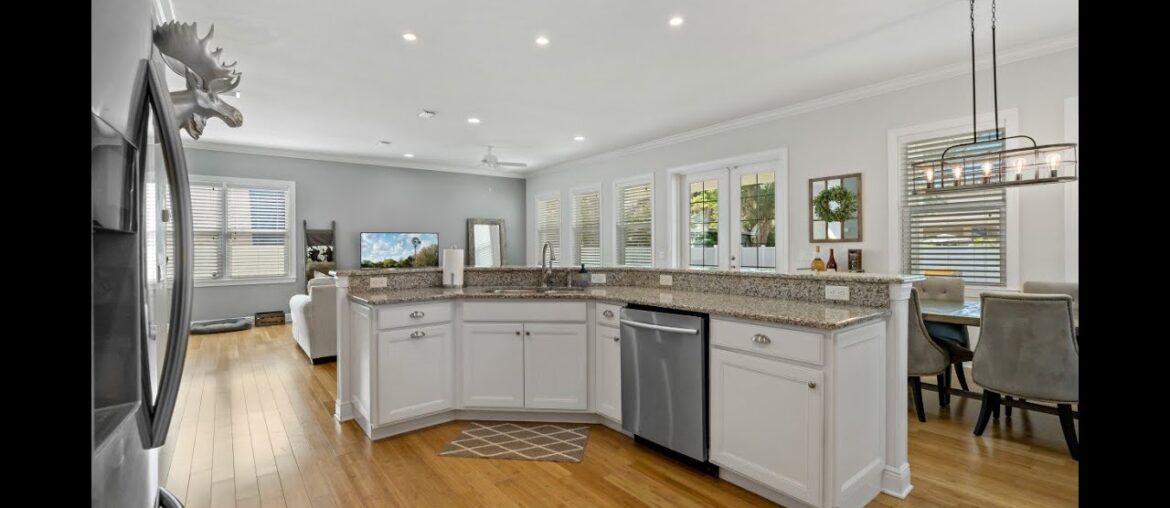 South Tampa Luxury - 3210 W Price Avenue, TAMPA FL - $975,000