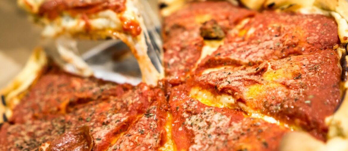 Classic Chicago Foods You Need To Try Before You Die Classic Chicago Foods You Need To Try Before You Die