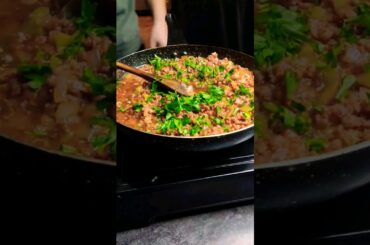 Meat in French #cooktime #puffpastry #recipe #meat #french #food #beef #meatballs #cutlet #eggdish