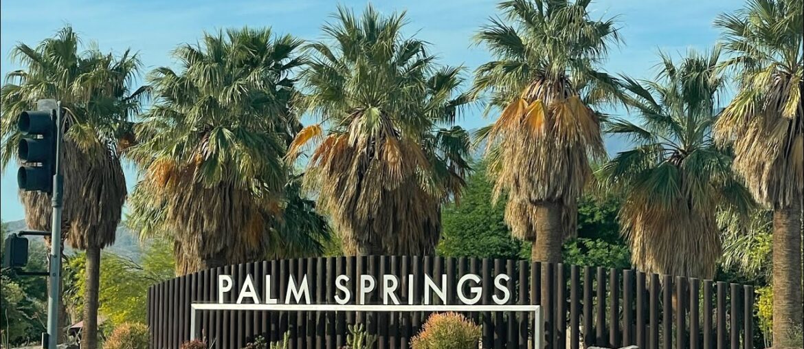 Dining in Palm Springs #cocktails #brunch #palmsprings #happyhour Dining in Palm Springs #cocktails #brunch #palmsprings #happyhour