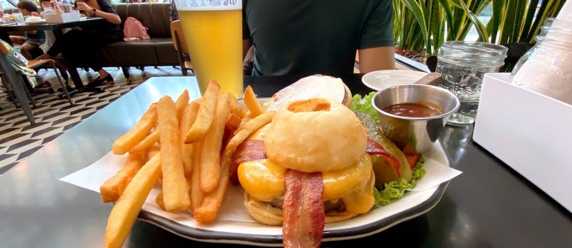 Gourmet Beef Burger & Crazy Shakes  |  Black Tap Marina Bay Sands