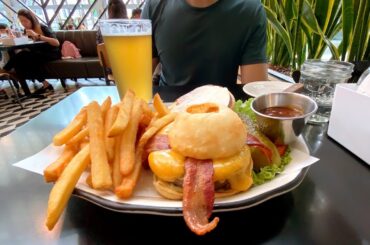 Gourmet Beef Burger & Crazy Shakes  |  Black Tap Marina Bay Sands