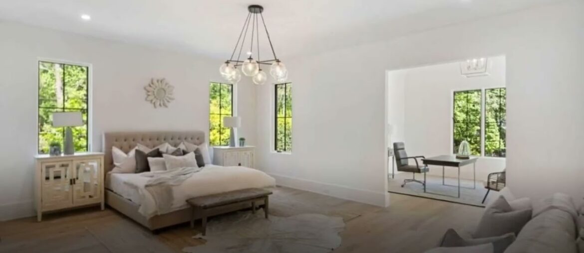 765 Heards Ferry Road Northwest, Sandy Springs, GA 30328