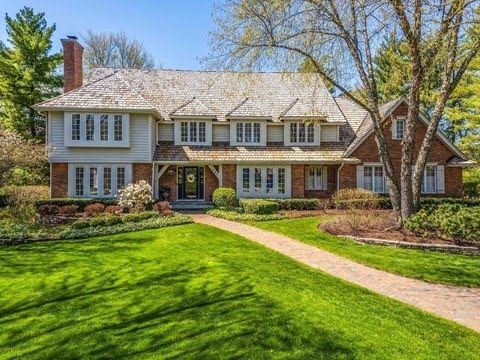 1001 Ashley Lane, Libertyville, IL, 60048 1001 Ashley Lane, Libertyville, IL, 60048