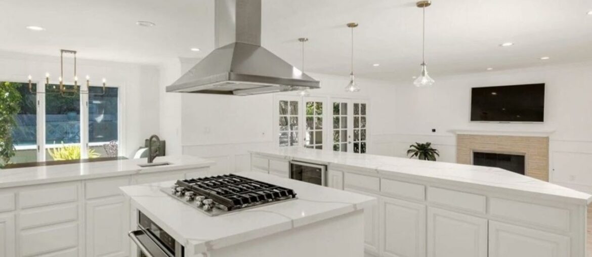 1028 10th Street, Manhattan Beach, CA 90266 1028 10th Street, Manhattan Beach, CA 90266