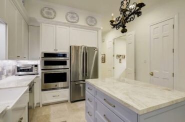 5921 Valley Forge Drive, Houston, TX 77057