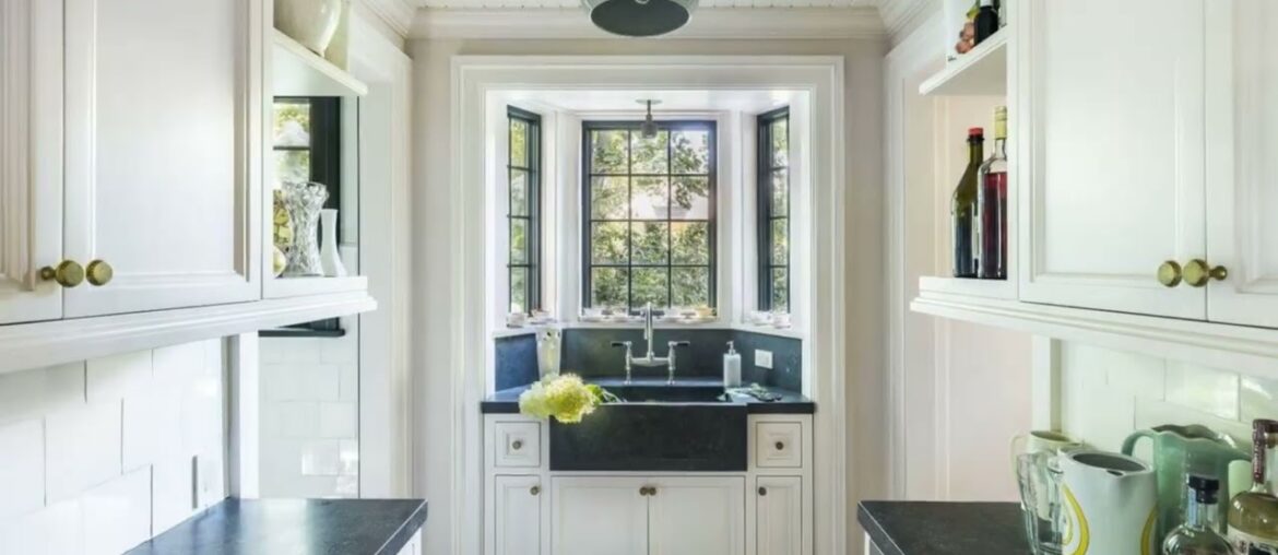 43 Lee Avenue, East Hampton, NY 11937 43 Lee Avenue, East Hampton, NY 11937