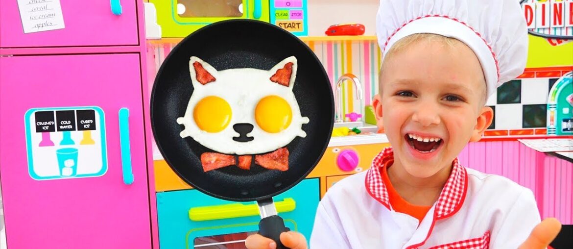 Vlad and Nikita Cooking Breakfast for Mama