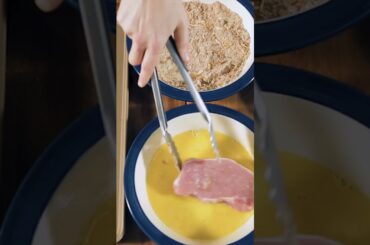 French Onion Pork Chop Recipe #shorts #pauladeen #porkchop #frenchonion #porkchoprecipes #easyrecipe