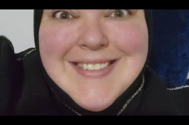 Live stream with Foodie Beauty