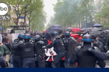 Hundreds of thousands take to French streets to protest pension plan
