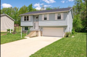 Homes for sale - 5403 Cottonwood Drive, Godfrey, IL 62035
