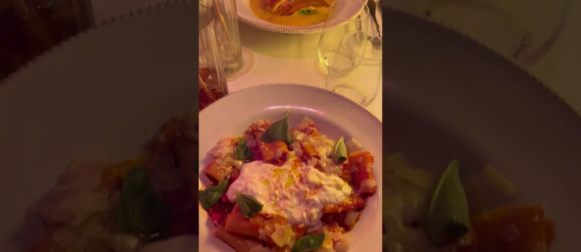 Paris Insider - Perruche restaurant