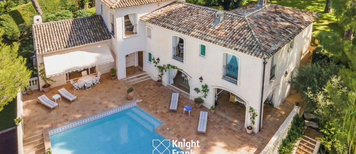 Cap d'Antibes Villa on the West side with Sea Views - Knight Frank French Riviera