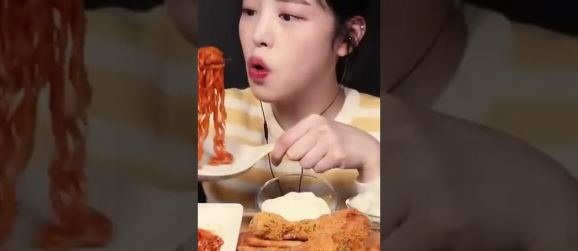 ASMR MUKBANG FEAST: SPICY BULDAK NOODLES, CRISPY BBURINKLE FRIED CHICKEN, HOT DOGS AND FRENCH FRIES!