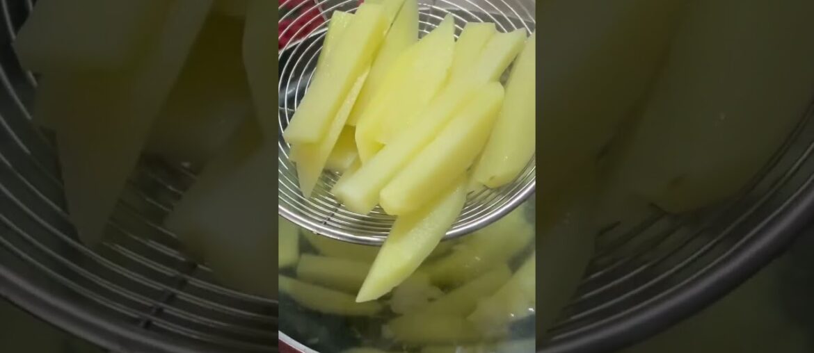 French fry #recipe #shotrs #youtubeshorts #trending #viralvidio #renukirasoi