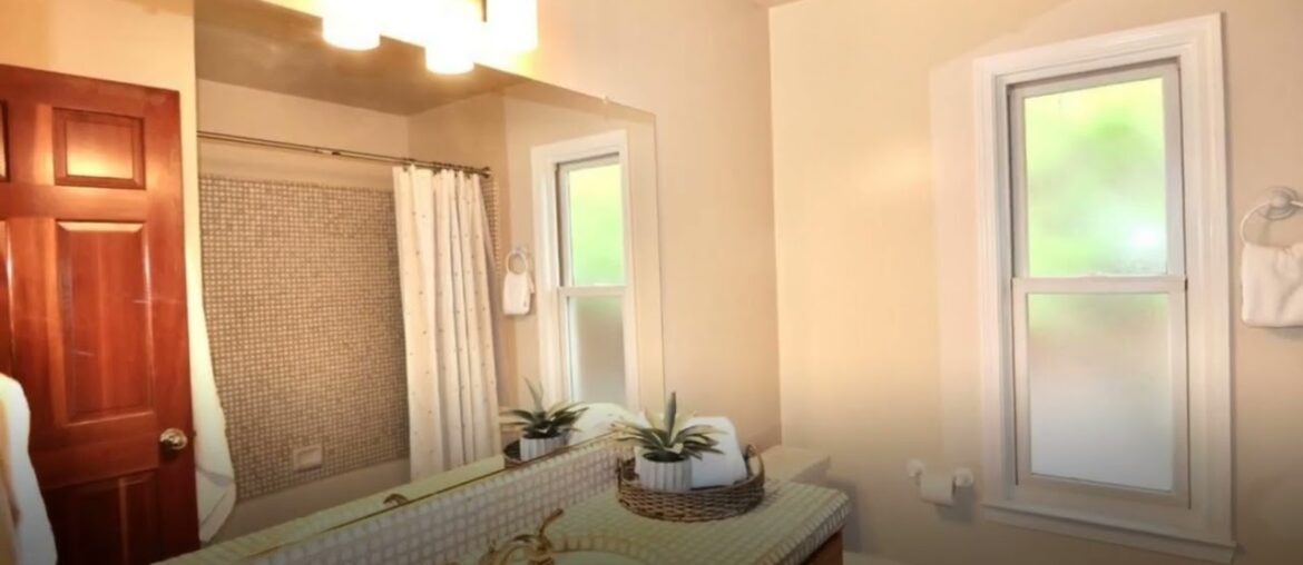 8956 Lakewood Drive, Windsor, CA 95492 8956 Lakewood Drive, Windsor, CA 95492