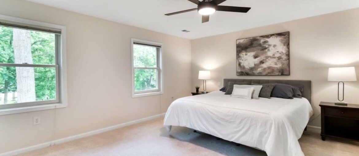 11204 Longwood Grove Drive, Reston, VA 20194