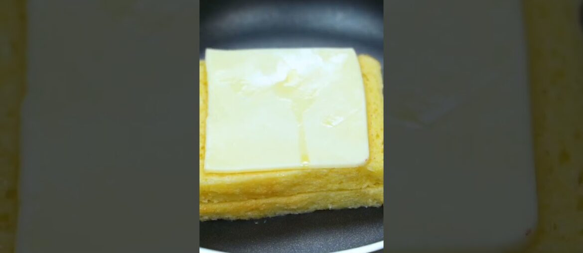 French Toast Cheesy & Delicious Breakfast Recipe #shorts #ytshorts