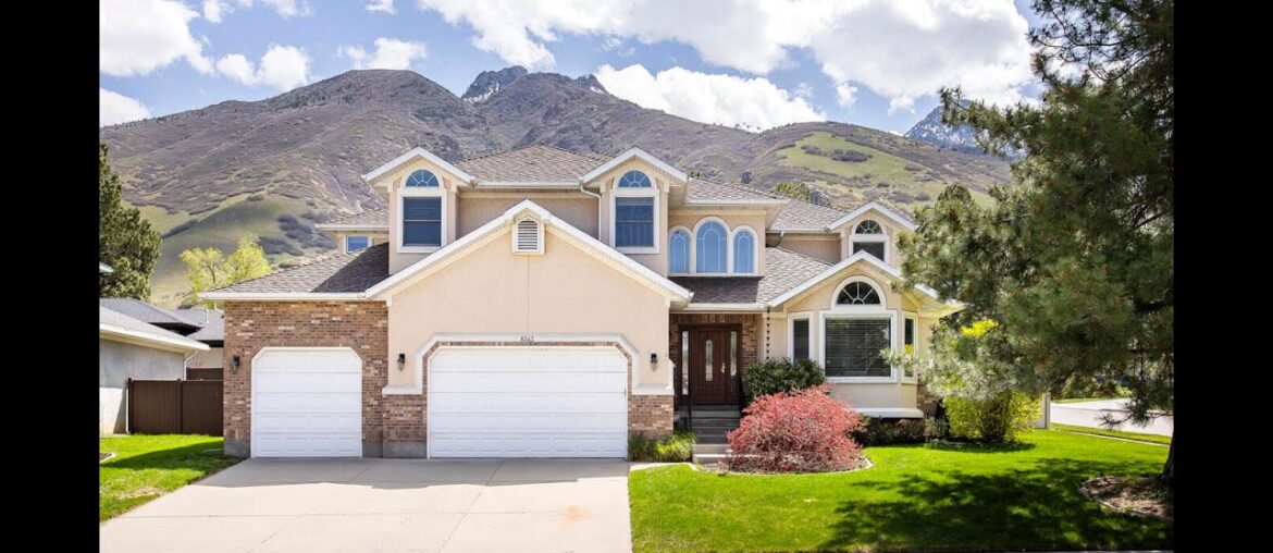 Perfectly Situated Cottonwood Heights 2-Story