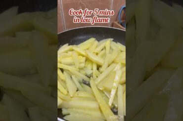 #shorts #youtubeshorts Potato French Fries/Fried Potato/Lunch Recipes/Potato Snacks/ Kid's Fav/Snack