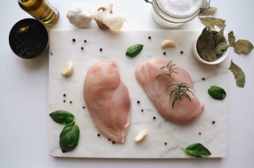 French-style chicken with mushrooms and wine