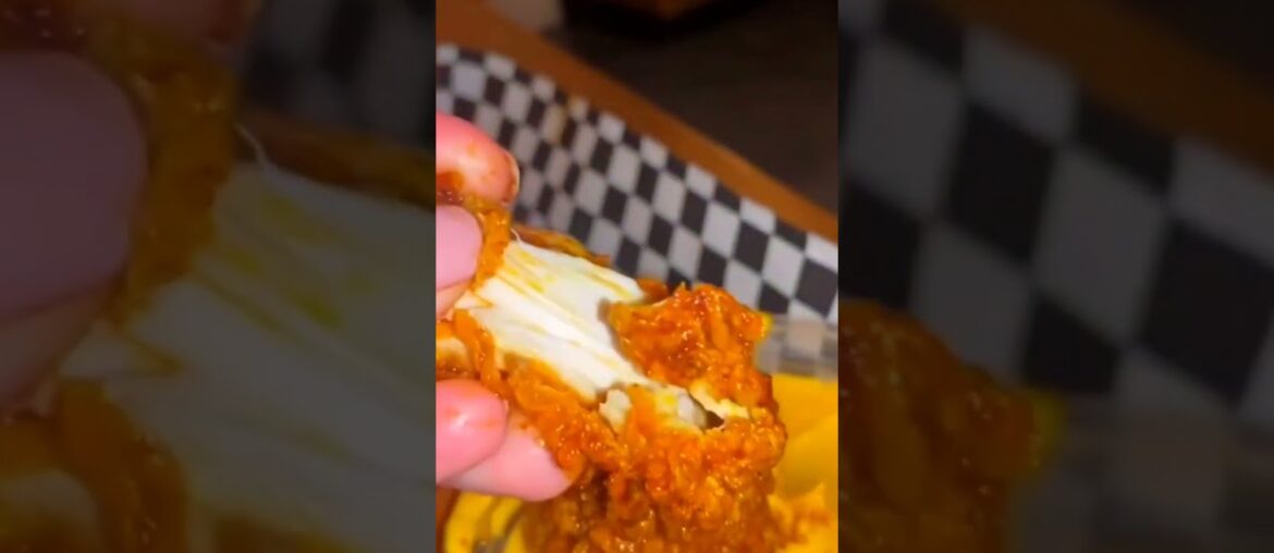 Hot Wings #shorts #youtubeshorts Hot Wings #shorts #youtubeshorts