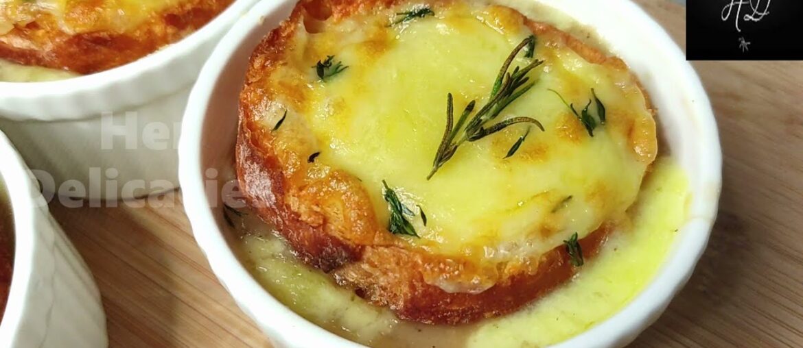French Onion Soup Recipe | How to Make Onion Soup | Rich French Onion Soup and Baguette