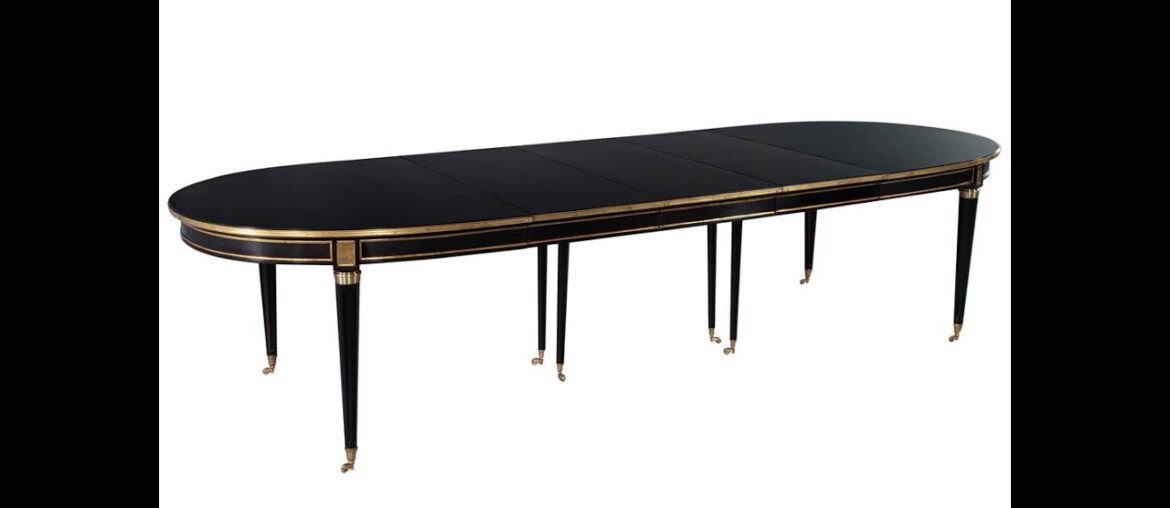 DS-5217 French 1940’s Maison Jansen Dining Table in Polished Black with Brass Detailing DS-5217 French 1940’s Maison Jansen Dining Table in Polished Black with Brass Detailing