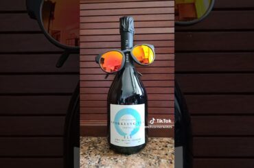 TGIF all you wine and sparkling tea lovers! Have fun, relax, enjoy, and have some mouth-watering CST