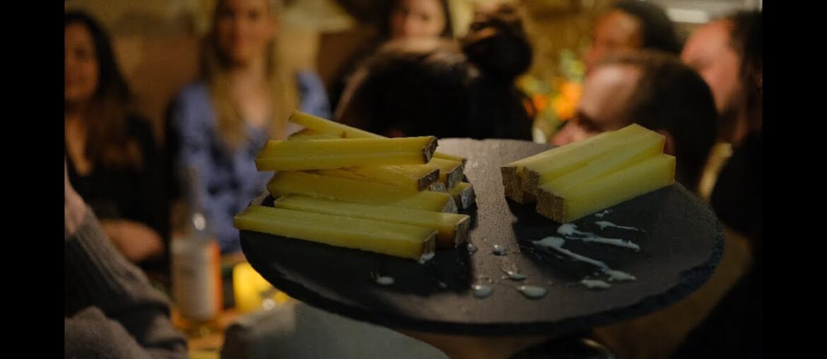 10 Tastes of Paris --the Iconic French Food Tour