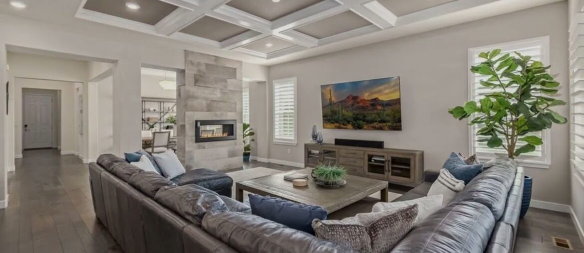 106 Broken Tee Lane, Castle Pines, CO 80108