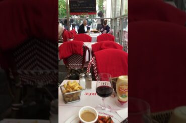 Ambience at a #french #bistro in #lille and eating an #entrecote or #steakfrites #foodporn #wine