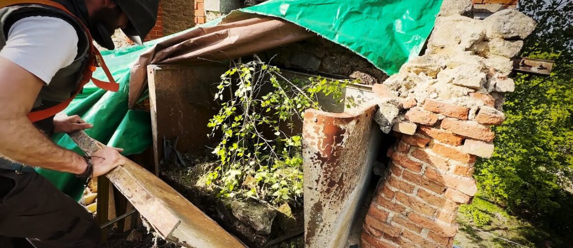 Attempting water tank #2 , I got evicted from the chateau.